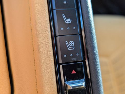 Used 2023 Chevrolet Corvette Stingray Preferred Cpe w/ 2LT image 23