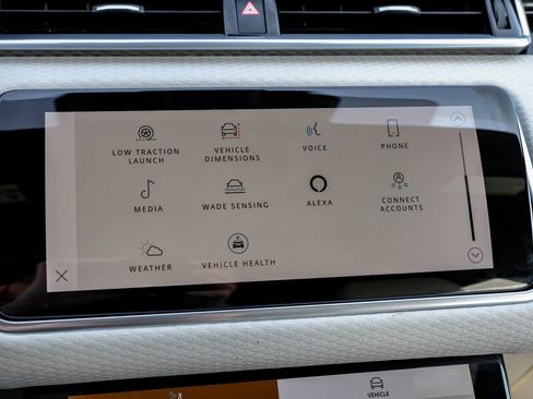 Used 2021 Land Rover Range Rover Velar R-Dynamic S image 33