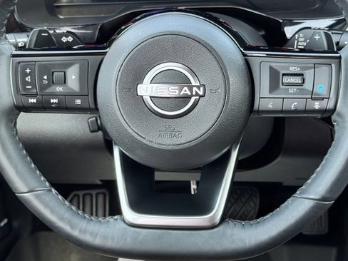 Used 2024 Nissan Pathfinder Platinum w/ Cargo Package FWD image 23