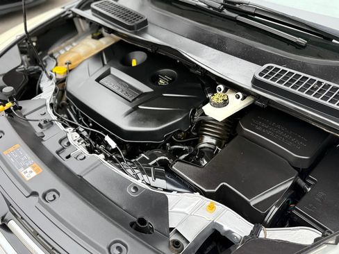 Used 2014 Ford Escape Titanium FWD image 15
