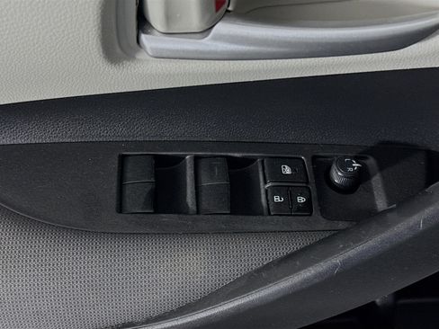 Used 2021 Toyota Corolla LE FWD image 23