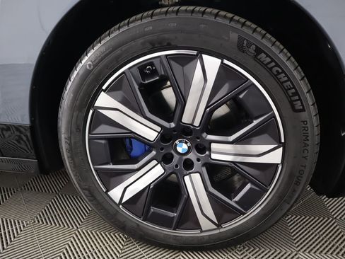 Certified 2025 BMW iX xDrive50 w/ Sport Package image 33