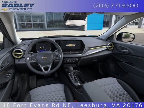 New 2026 Chevrolet Trax LT w/ Driver Confidence Package image 17