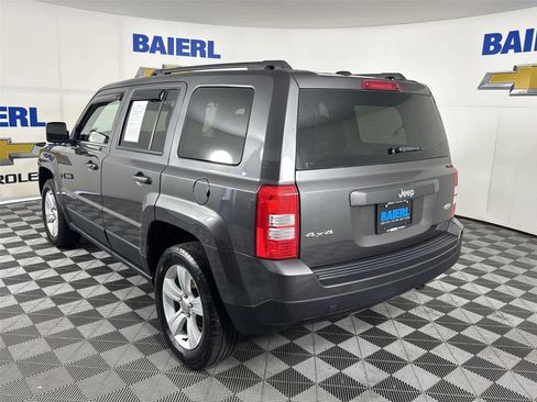 Used 2016 Jeep Patriot Latitude AWD/4WD image 3