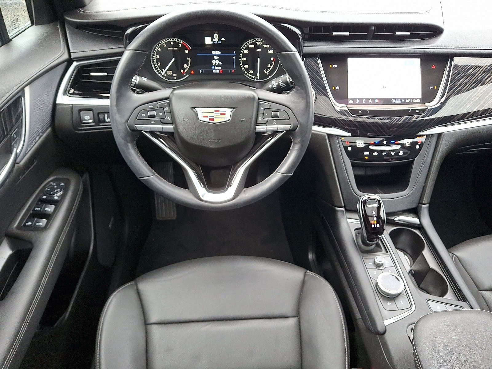 Used 2025 Cadillac XT6 Premium Luxury w/ LPO, Floor Liner Package FWD image 11