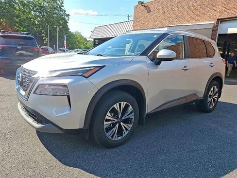 Used 2023 Nissan Rogue SV w/ SV Premium B Package image 38