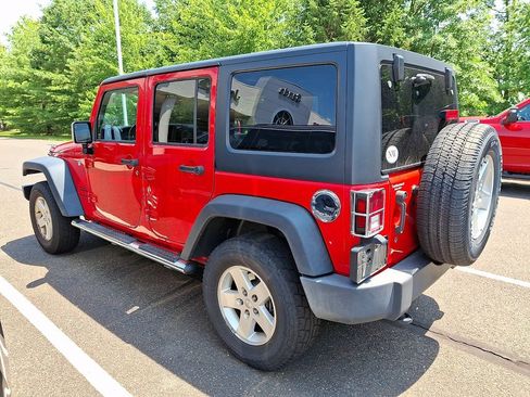 Used 2018 Jeep Wrangler Unlimited Sport S AWD/4WD image 6