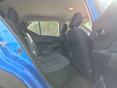 Used 2024 Nissan Kicks SV image 37