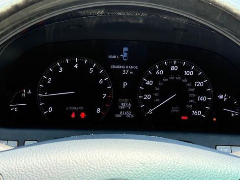 Used 2011 Lexus LS 460 AWD w/ Luxury Value Edition image 16