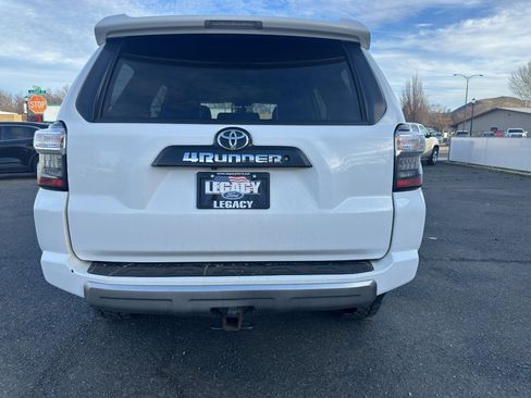 Used 2016 Toyota 4Runner Trail Premium image 6