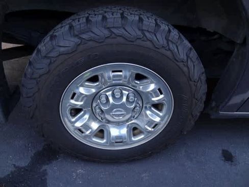 Used 2016 Nissan NV 3500 SL image 13