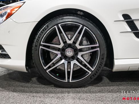 Used 2015 Mercedes-Benz SL 550 image 16