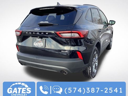 Used 2025 Ford Escape ST-Line image 9