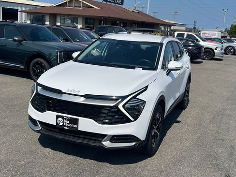 Certified 2024 Kia Sportage EX AWD/4WD image 3