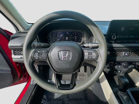 Used 2023 Honda Accord LX image 10