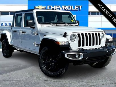 Used 2022 Jeep Gladiator Sport
