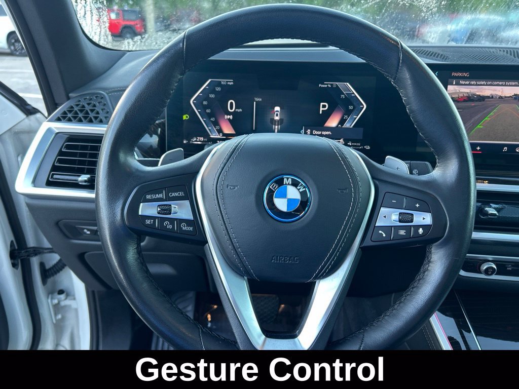 Used 2025 BMW X5 xDrive50e AWD/4WD image 18