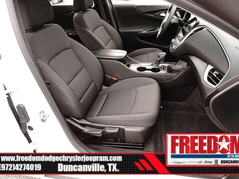 Used 2024 Chevrolet Malibu LT FWD image 15