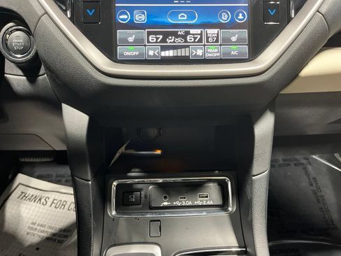 Certified 2025 Subaru Ascent Limited w/ Popular Package #2 AWD/4WD image 32