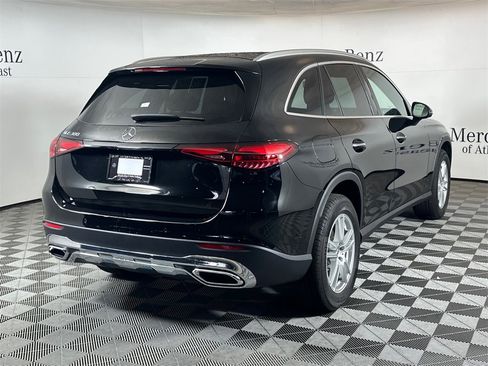 Certified 2025 Mercedes-Benz GLC 300 image 7