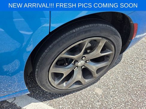 Used 2016 Dodge Charger SXT w/ Plus Group RWD image 8