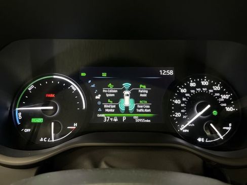 Used 2025 Toyota Sienna XLE image 17