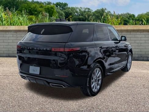 New 2026 Land Rover Range Rover Sport SE image 4