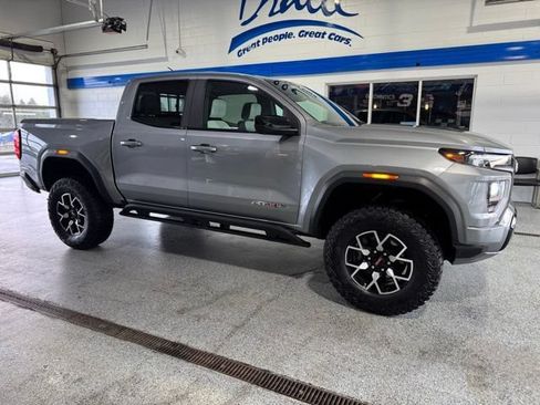 Used 2023 GMC Canyon AT4X AWD/4WD image 13