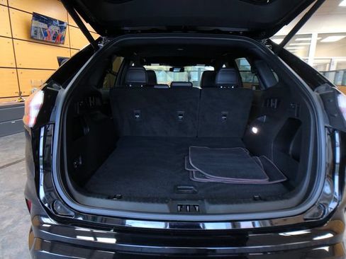 Used 2024 Ford Edge ST-Line AWD/4WD image 21
