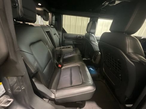 Used 2025 Ford Bronco Badlands w/ Matte Film Protection Package AWD/4WD image 14