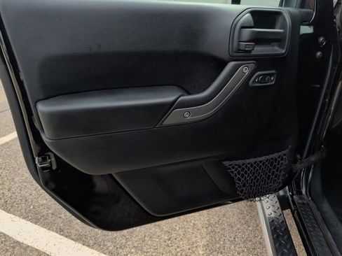 Used 2018 Jeep Wrangler Unlimited Sport S image 14