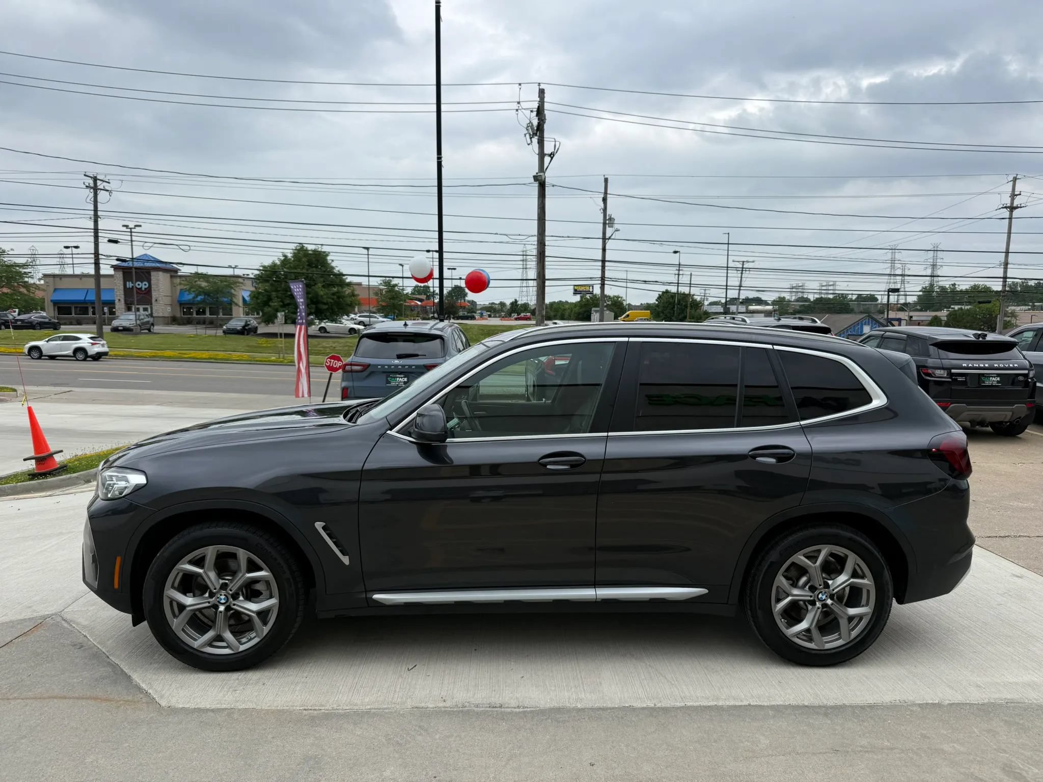 Used 2022 BMW X3 xDrive30i w/ Premium Package 2 AWD/4WD image 7