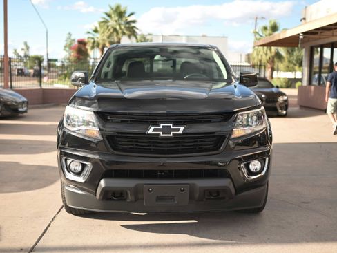 Used 2016 Chevrolet Colorado LT w/ Midnight Edition image 2