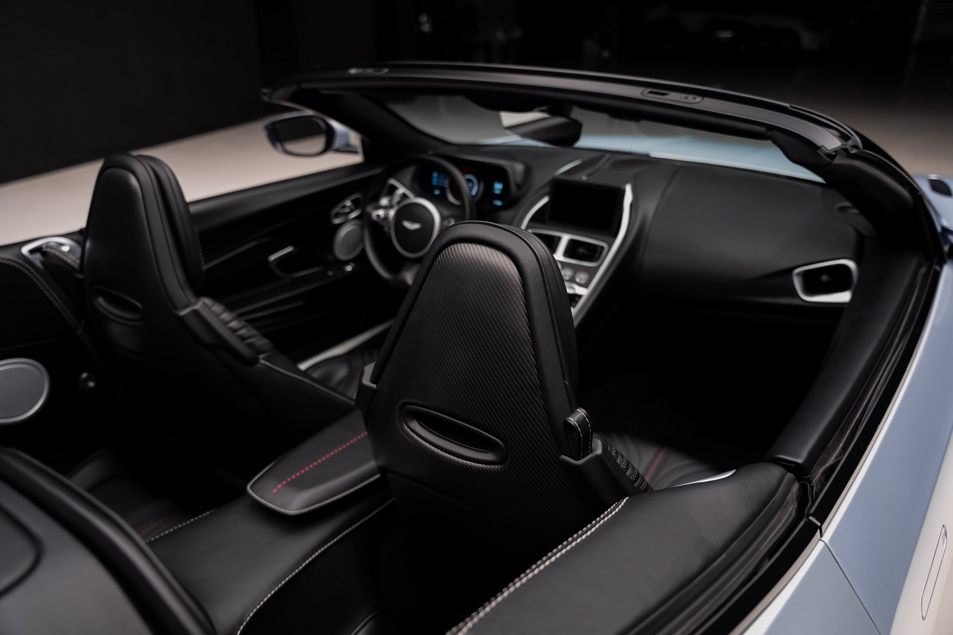 Used 2019 Aston Martin DB11 Volante RWD image 72