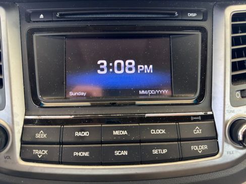 Used 2017 Hyundai Tucson SE w/ SE Popular Package 02 FWD image 14