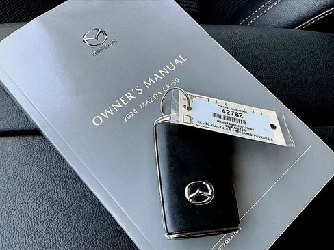 Used 2024 MAZDA CX-50 AWD 2.5 S w/ Preferred Package image 10