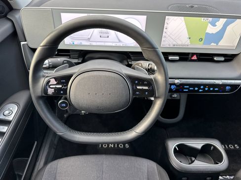 Used 2023 Hyundai Ioniq 5 SE image 14