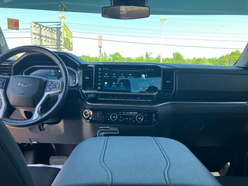 Used 2023 Chevrolet Silverado 1500 RST w/ Rally Edition AWD/4WD image 39