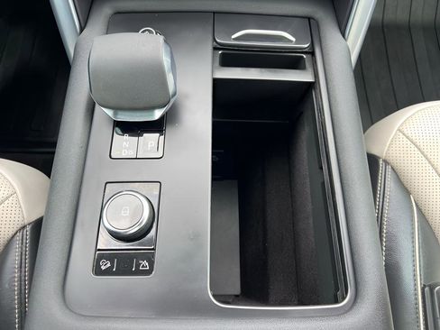 Used 2021 Land Rover Discovery HSE R-Dynamic image 76