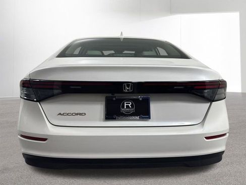 Used 2023 Honda Accord EX image 35