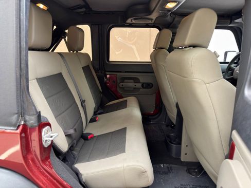 Used 2008 Jeep Wrangler X image 29