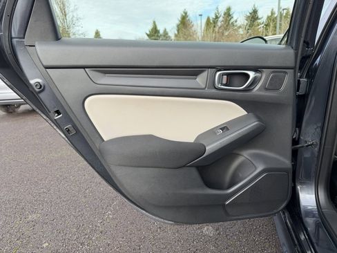 Used 2022 Honda Civic EX image 29