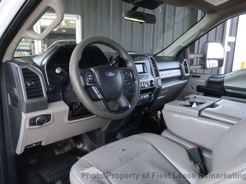 Used 2020 Ford F250 XL w/ Power Equipment Group RWD image 10