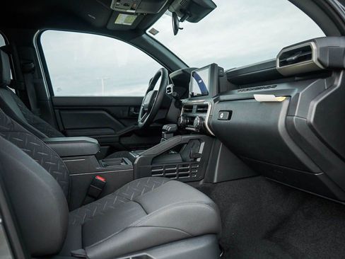 New 2025 Toyota Tacoma SR image 9