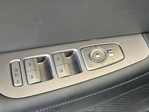 Used 2025 Hyundai Palisade SEL FWD image 15