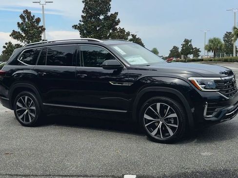 New 2026 Volkswagen Atlas SEL Premium R-Line image 2