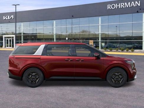 New 2026 Kia Carnival FWD image 7