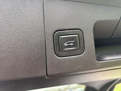 Used 2019 Cadillac XT5 Luxury image 35