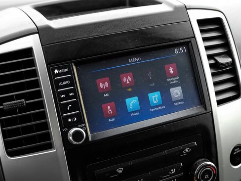 Used 2019 Nissan Frontier S image 28