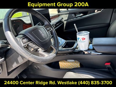 Used 2023 Lincoln Nautilus Reserve AWD/4WD image 12